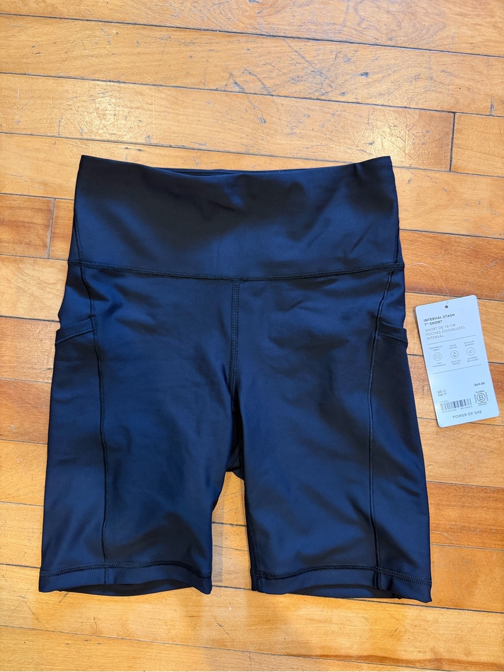 Athleta Black Interval Stash 7” Bike Shorts